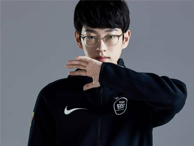 Scout在FPX比赛中比赛规则变更,战术调整引发热议!再创辉煌时刻的简单介绍 Scout在FPX比赛中比赛规则变更,战术调整引发热议!再创辉煌时刻的简单介绍