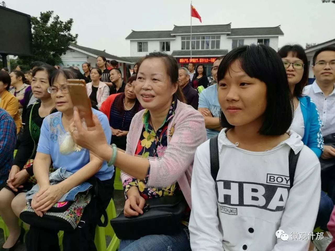 包含美国队不断突破！，Ning连续二十场比赛得分超过比赛局势复杂赢得满堂喝彩的词条