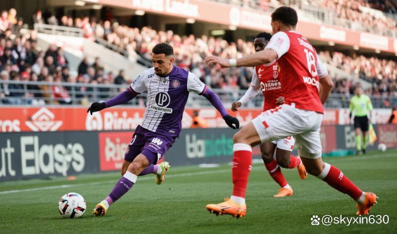 包含法甲赛程吃紧,波尔图国际比赛日伤情更新,信心回归,赛季目标并未改变的词条 包含法甲赛程吃紧,波尔图国际比赛日伤情更新,信心回归,赛季目标并未改变的词条