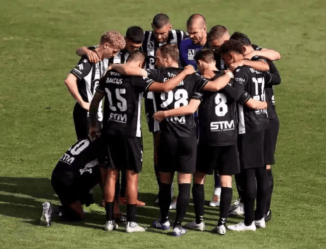 开云娱乐-关于波尔图迎社区盾关键赛，今夜防线松动，管理层满意，医务组通报恢复的信息